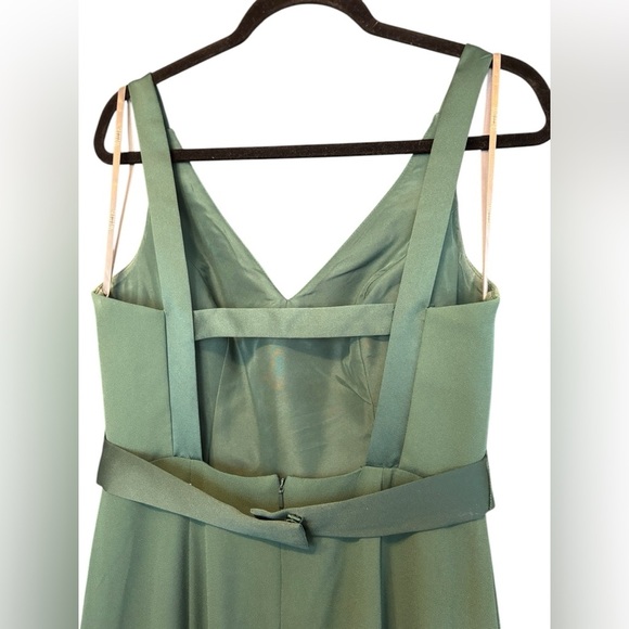 Vera Wang White Collection Forest Green Chiffon Dress V Neck Satin Belt Size 8 - Picture 4 of 8